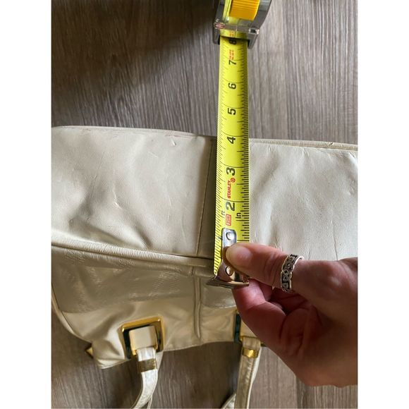 Dawli 100% Leather Cream Gold Hardware Snakeskin Shoulder Bag Purse - Picture 4 of 15